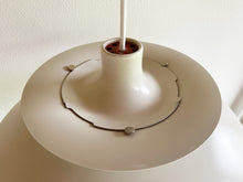 Load image into Gallery viewer, Poul Henningsen. PH 5 Pendant White. Manufactured At Louis Poulsen. Ø. 50 cm.
