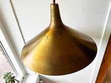 Load image into Gallery viewer, Th. Valentiner Model Fusijama Brass Pendant with Adjustable Height: A Vintage Treasure of Timeless Beauty and Functionality