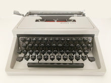 Load image into Gallery viewer, Typewriter Olivetti Dora / Lettera 31