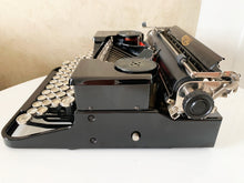 Load image into Gallery viewer, Typewriter Glossy Black Royal Model P - Looks And Works Very Well - Perfect Gift For The Writer - AZERTY