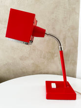 Charger l&#39;image dans la galerie, BJÖRN SVENSSON - Table Lamp Metal - The second half of the 20th century.
