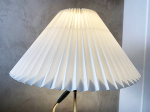 Le Klint Table Lamp Model 306 - A Timeless Brass Office Desk Lamp by Kaare Klint!