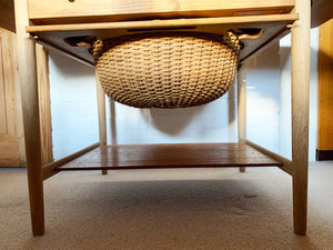 Exquisite Hans Wegner Sewing Table, Model AT-33 - A Beautiful Blend of Craftsmanship and Functionality!