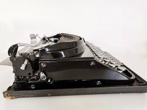 Typewriter Glossy Black Olivetti ICO 1930's