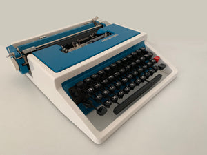 Typewriter Blue and white Mercedes Super T
