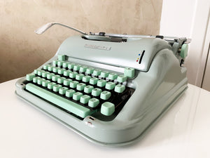 Typewriter Green Hermes Media 3 Round - Portable Typewriter - Perfectly Working - 1960 - Perfect Gift For The Writer - AZERTY Keyboard