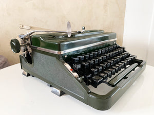 Typewriter Green Bakelite By Voss - Gorgeous Rare Old Typewriter - Professionally Serviced - Working Typewriter - AZERTY Keyboard
